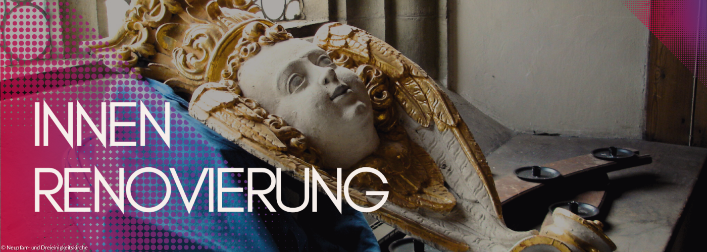 Ein Engelskopf liegt auf einer Plane an einem Fenster. Bereit restauriert zu werden.