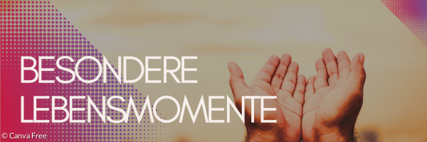 Zwei Hände zum Segen geöffnet.