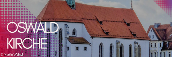 Blick auf die Oswaldkirche von der Donau aus. Frisch renoviert von außen
